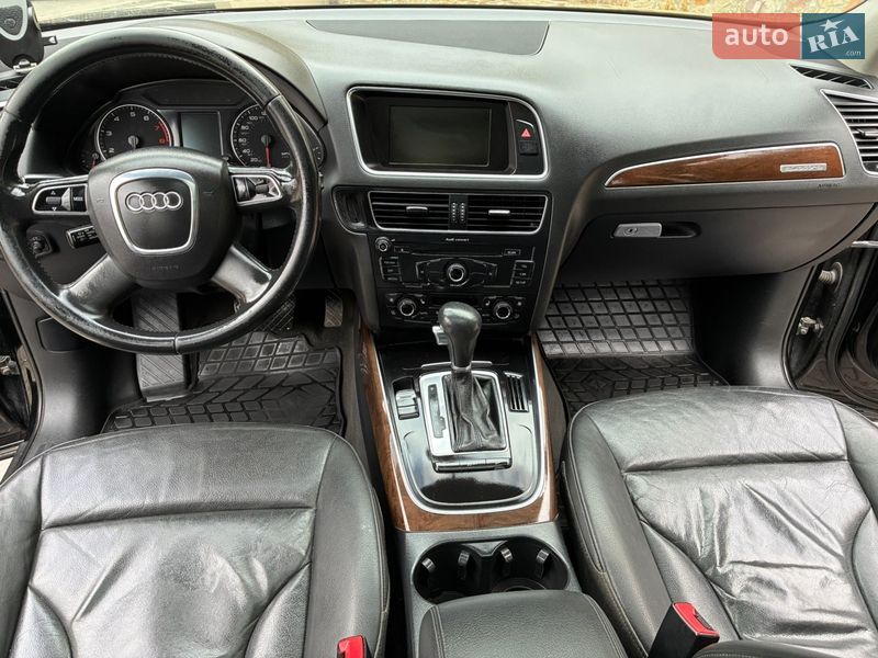 Позашляховик / Кросовер Audi Q5 2011 в Тячеві фото 2 Позашляховик / Кросовер Audi Q5 2011 в Тячеві