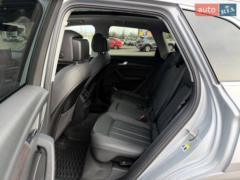 Позашляховик / Кросовер Audi Q5 2021 в Кривому Розі фото 37 Позашляховик / Кросовер Audi Q5 2021 в Кривому Розі