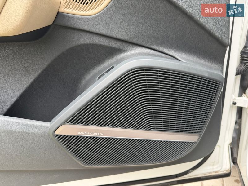 Позашляховик / Кросовер Audi Q5 2017 в Тернополі фото 27 Позашляховик / Кросовер Audi Q5 2017 в Тернополі