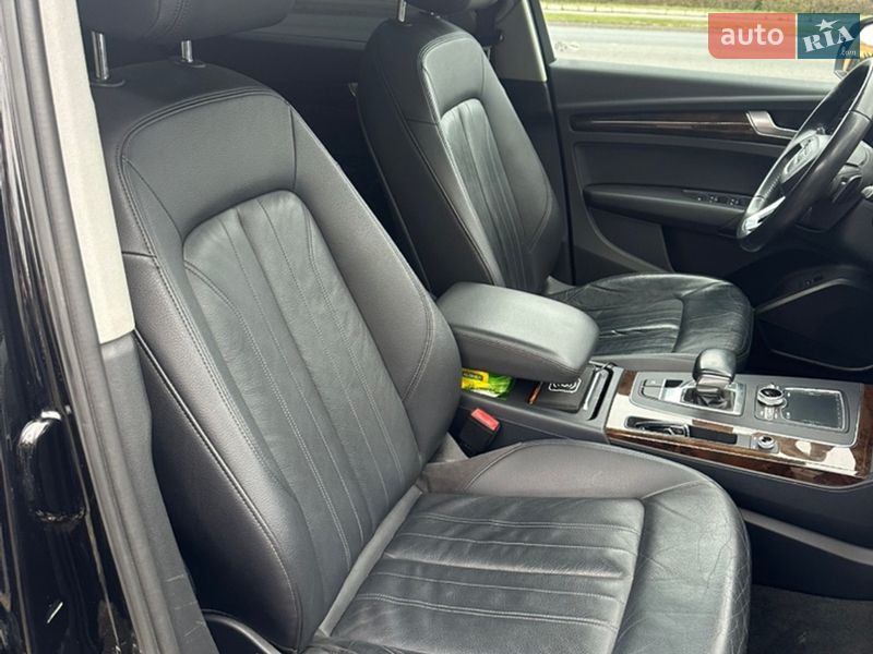 Позашляховик / Кросовер Audi Q5 2018 в Маневичах