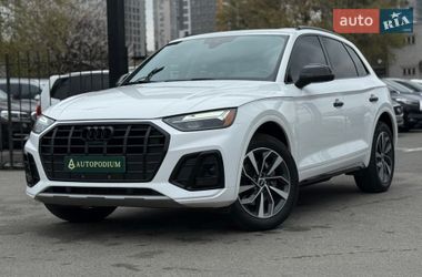Позашляховик / Кросовер Audi Q5 2021 в Києві