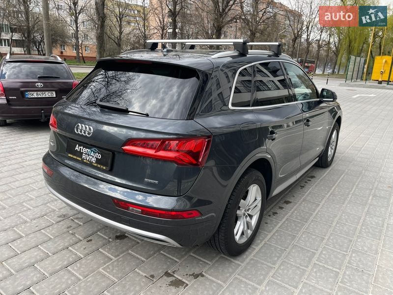 Внедорожник / Кроссовер Audi Q5 2020 в Ровно