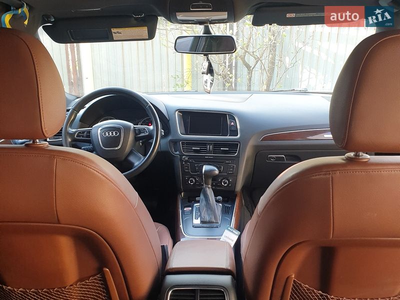 Внедорожник / Кроссовер Audi Q5 2009 в Одессе