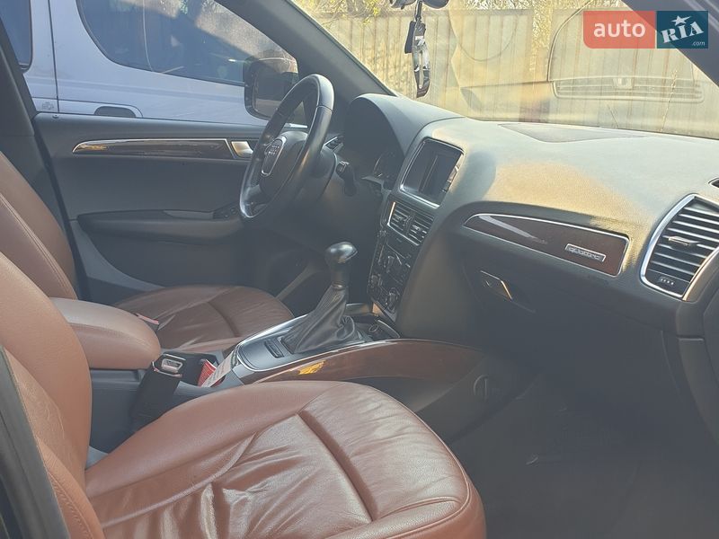 Внедорожник / Кроссовер Audi Q5 2009 в Одессе