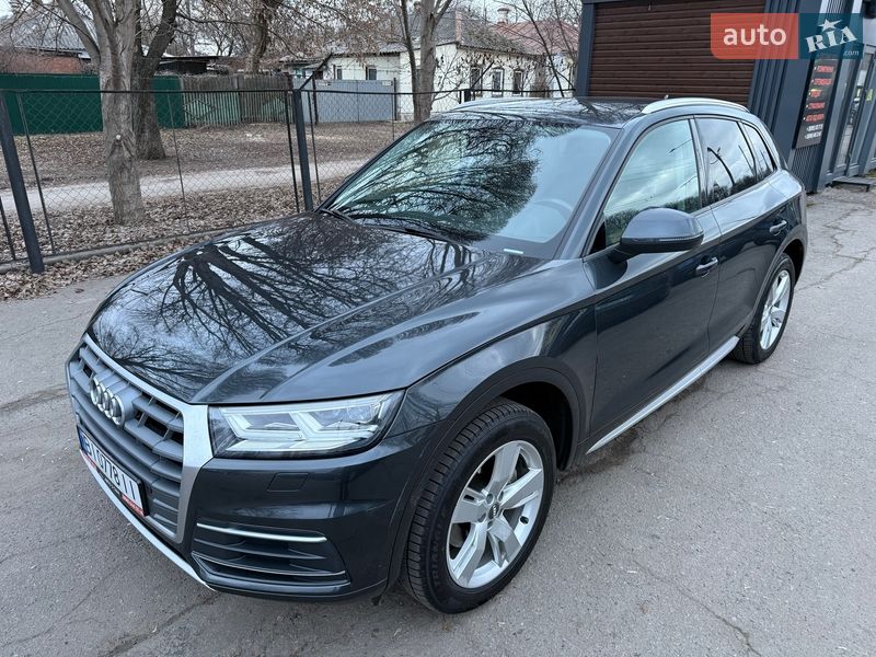 Внедорожник / Кроссовер Audi Q5 2017 в Полтаве