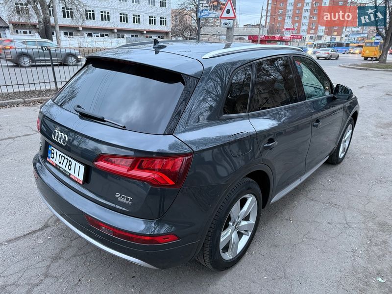 Внедорожник / Кроссовер Audi Q5 2017 в Полтаве