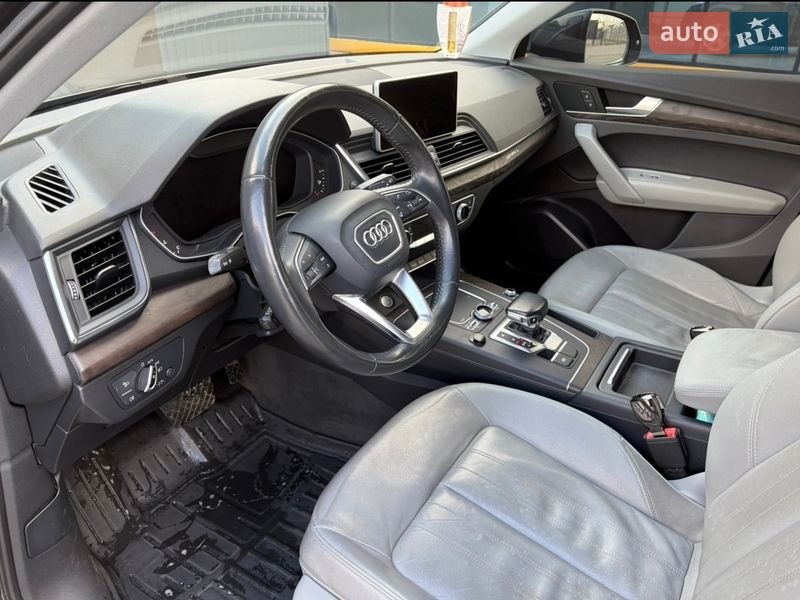 Внедорожник / Кроссовер Audi Q5 2017 в Киеве фото 20 Внедорожник / Кроссовер Audi Q5 2017 в Киеве
