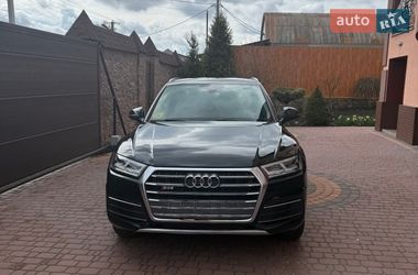 Позашляховик / Кросовер Audi Q5 2018 в Вінниці