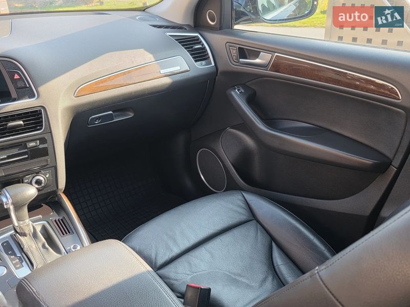 Позашляховик / Кросовер Audi Q5 2016 в Луцьку фото 8 Позашляховик / Кросовер Audi Q5 2016 в Луцьку