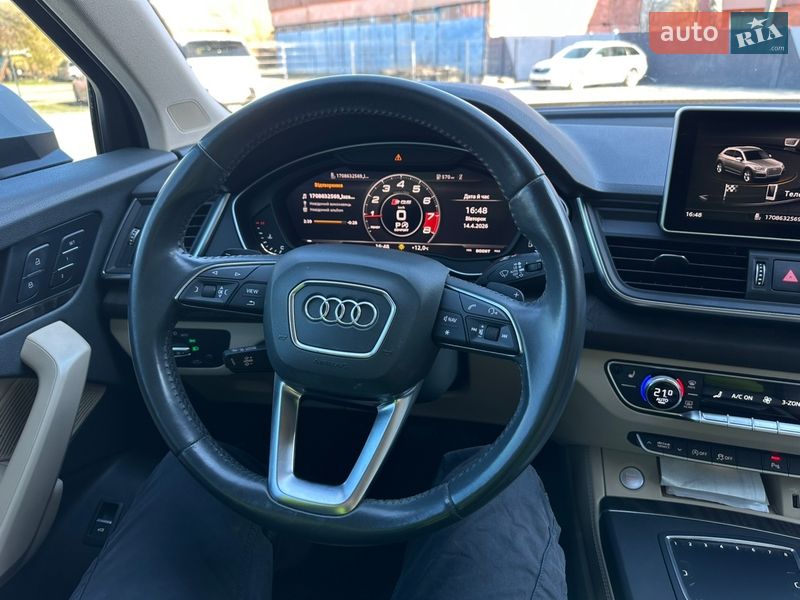 Внедорожник / Кроссовер Audi Q5 2019 в Нежине