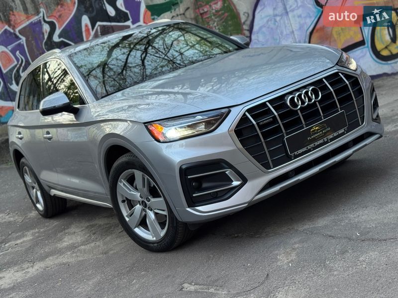 Внедорожник / Кроссовер Audi Q5 2021 в Днепре