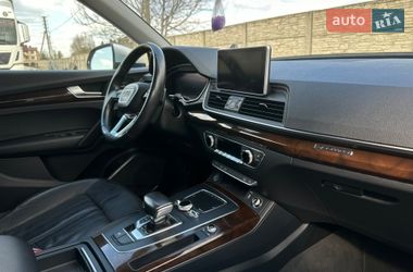 Внедорожник / Кроссовер Audi Q5 2018 в Владимире