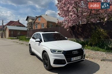 Внедорожник / Кроссовер Audi Q5 2017 в Черновцах