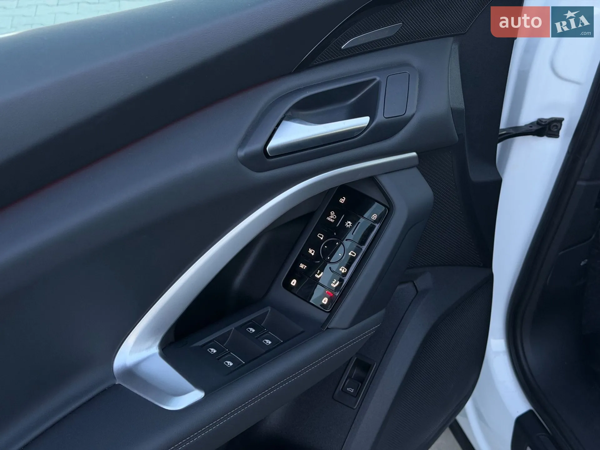 2025 Audi Q5 - мініатюра 10