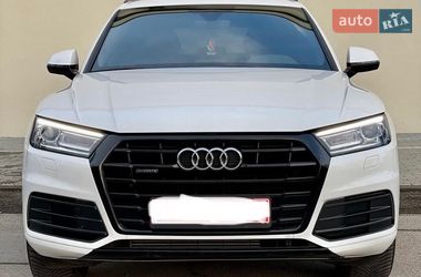 Внедорожник / Кроссовер Audi Q5 2018 в Киеве