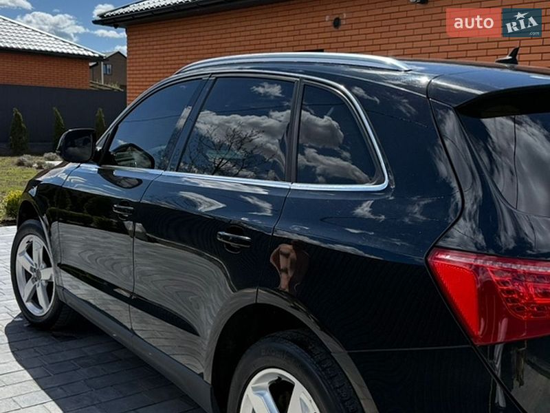Внедорожник / Кроссовер Audi Q5 2009 в Виннице