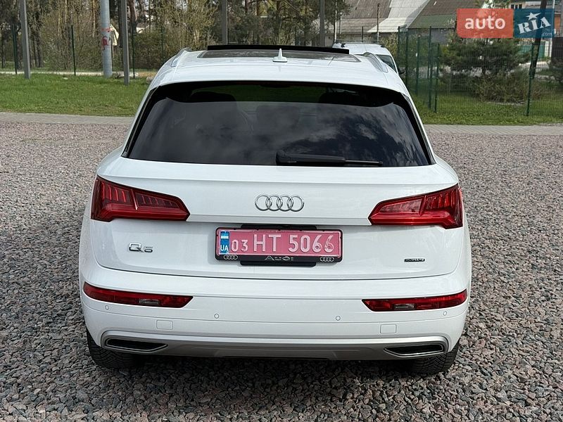Внедорожник / Кроссовер Audi Q5 2019 в Киеве