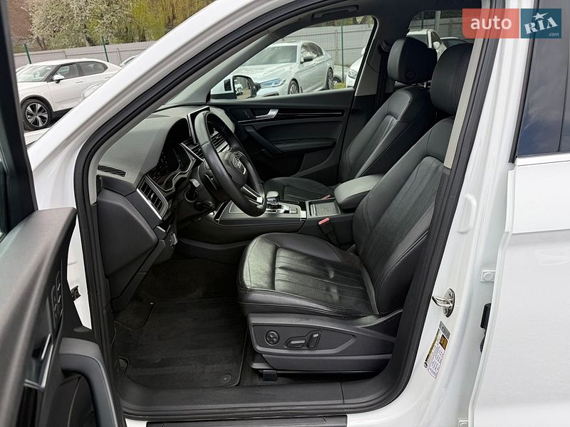 Внедорожник / Кроссовер Audi Q5 2019 в Киеве