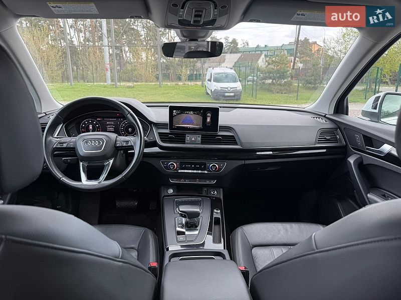 Внедорожник / Кроссовер Audi Q5 2019 в Киеве