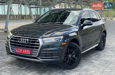 Позашляховик / Кросовер Audi Q5 2017 в Львові
