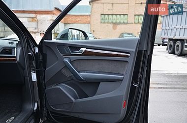 Позашляховик / Кросовер Audi Q5 2017 в Києві