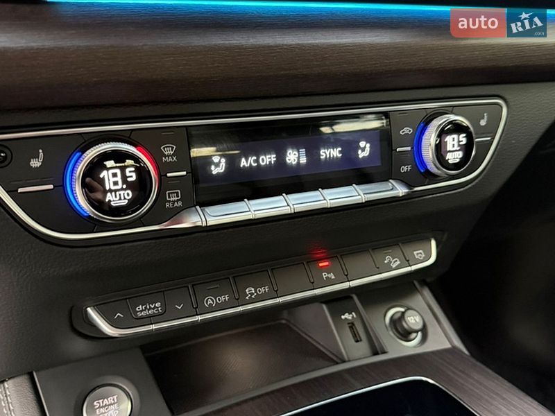 Внедорожник / Кроссовер Audi Q5 2020 в Днепре
