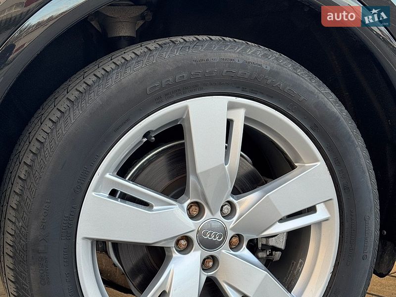 Позашляховик / Кросовер Audi Q5 2018 в Рівному