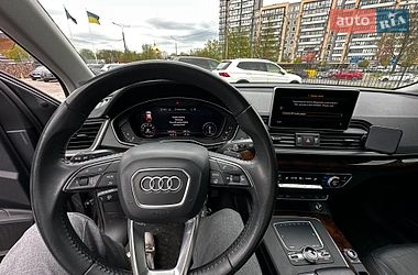 Позашляховик / Кросовер Audi Q5 2017 в Львові
