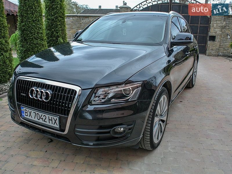 Внедорожник / Кроссовер Audi Q5 2012 в Каменец-Подольском