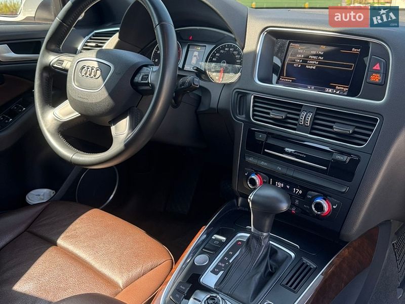 Внедорожник / Кроссовер Audi Q5 2014 в Киеве