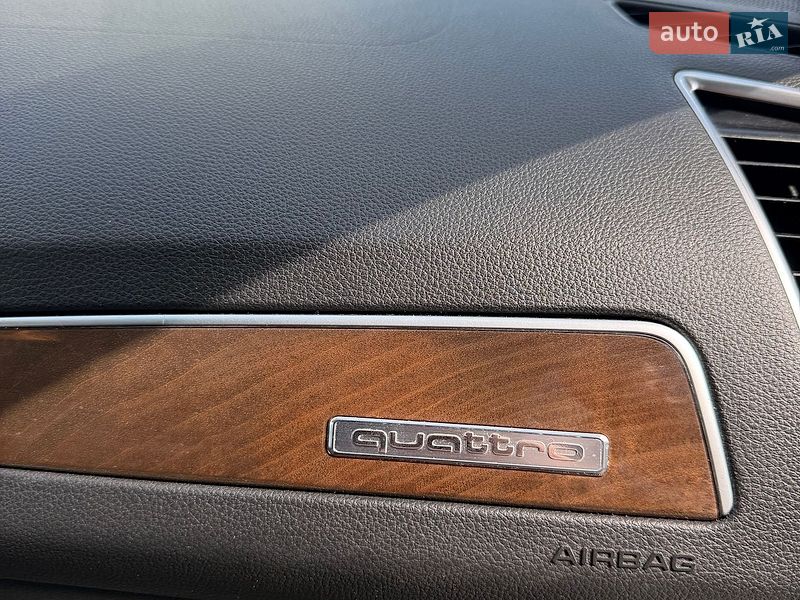Внедорожник / Кроссовер Audi Q5 2015 в Каменец-Подольском