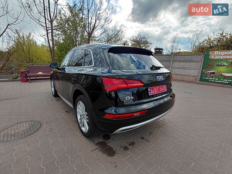Внедорожник / Кроссовер Audi Q5 2018 в Кривом Роге