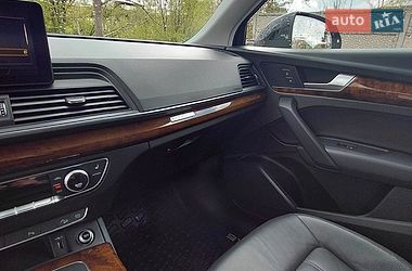Внедорожник / Кроссовер Audi Q5 2018 в Кривом Роге