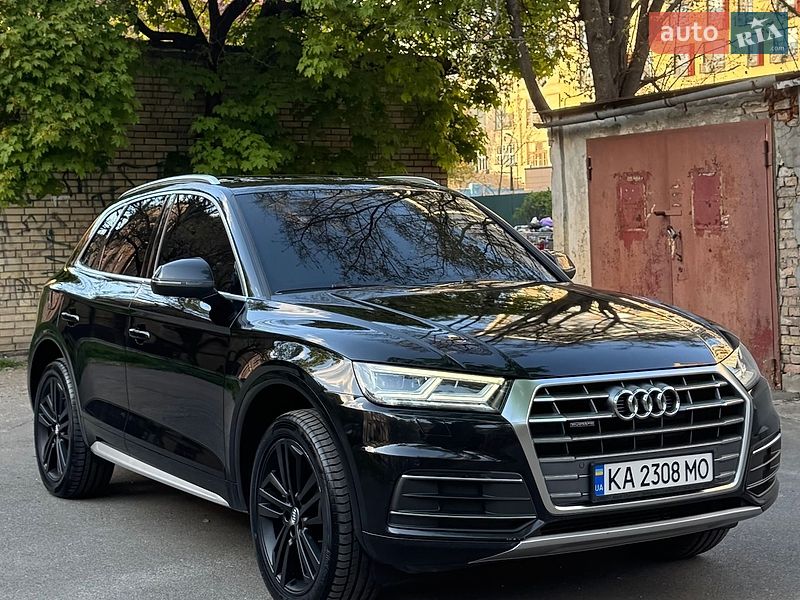 Внедорожник / Кроссовер Audi Q5 2019 в Киеве