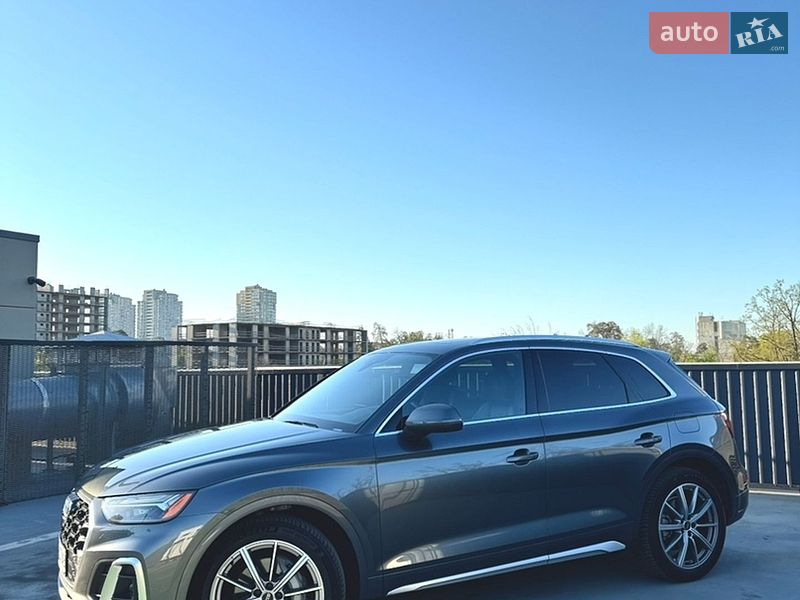 Внедорожник / Кроссовер Audi Q5 2022 в Киеве