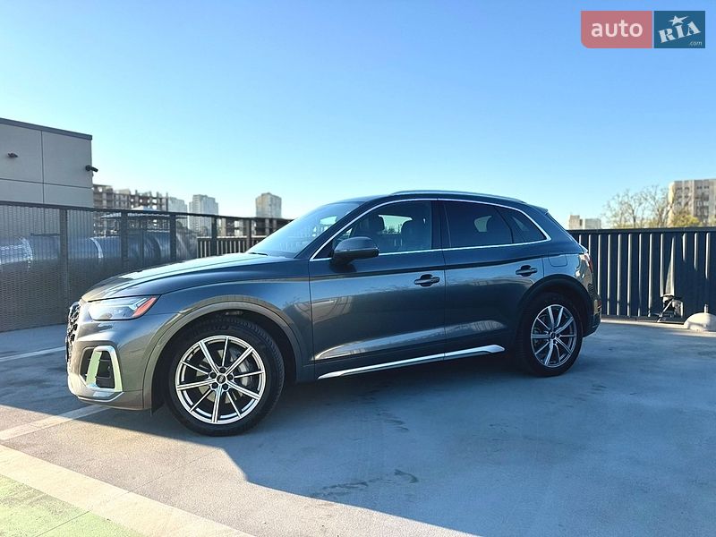 Внедорожник / Кроссовер Audi Q5 2022 в Киеве