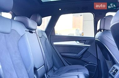 Внедорожник / Кроссовер Audi Q5 2022 в Киеве