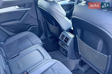 Внедорожник / Кроссовер Audi Q5 2022 в Киеве