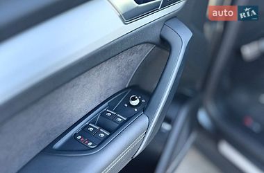 Внедорожник / Кроссовер Audi Q5 2022 в Киеве