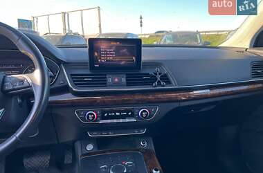 Внедорожник / Кроссовер Audi Q5 2017 в Львове