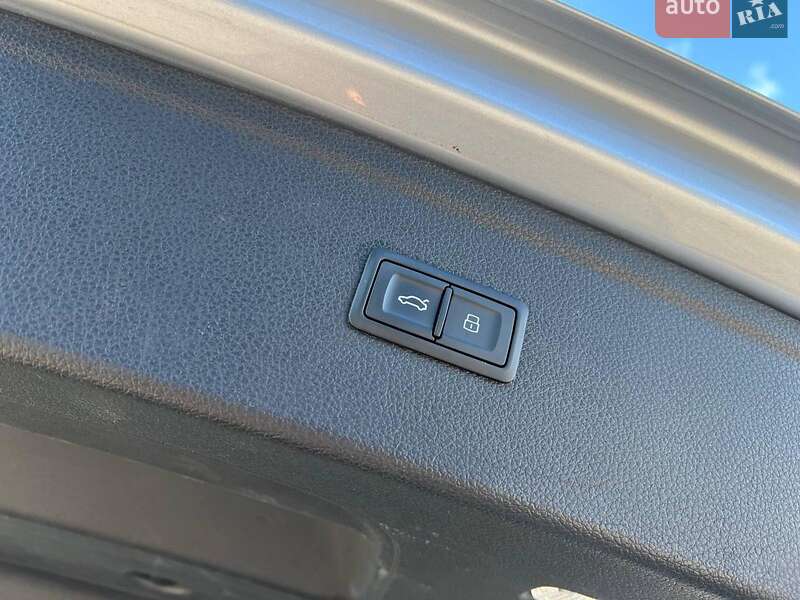 Внедорожник / Кроссовер Audi Q5 2017 в Львове