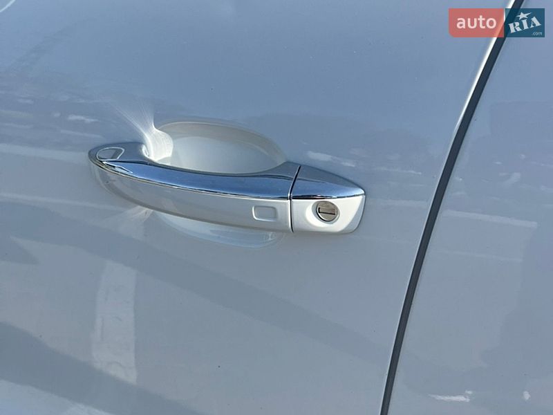Внедорожник / Кроссовер Audi Q5 2015 в Одессе