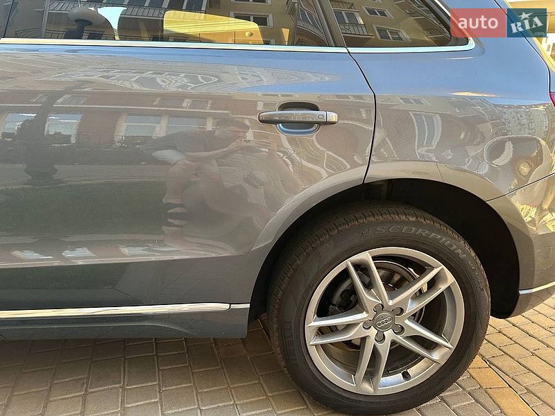 Внедорожник / Кроссовер Audi Q5 2013 в Одессе