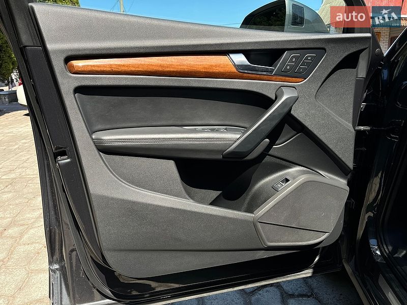 Внедорожник / Кроссовер Audi Q5 2021 в Белой Церкви