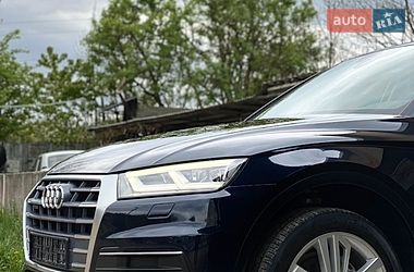 Внедорожник / Кроссовер Audi Q5 2019 в Львове
