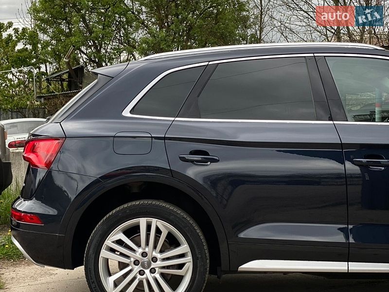 Внедорожник / Кроссовер Audi Q5 2019 в Львове