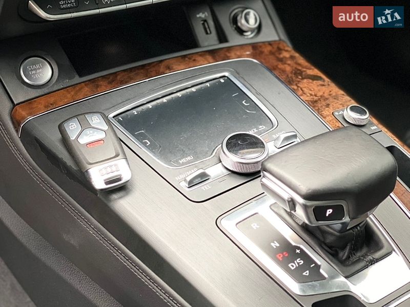 Внедорожник / Кроссовер Audi Q5 2019 в Львове