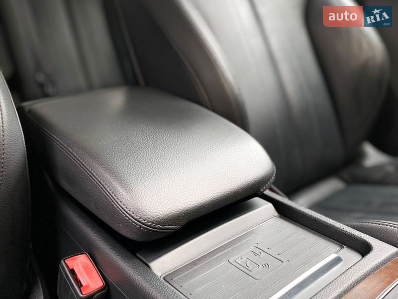 Внедорожник / Кроссовер Audi Q5 2019 в Львове
