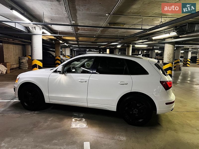 Внедорожник / Кроссовер Audi Q5 2012 в Киеве