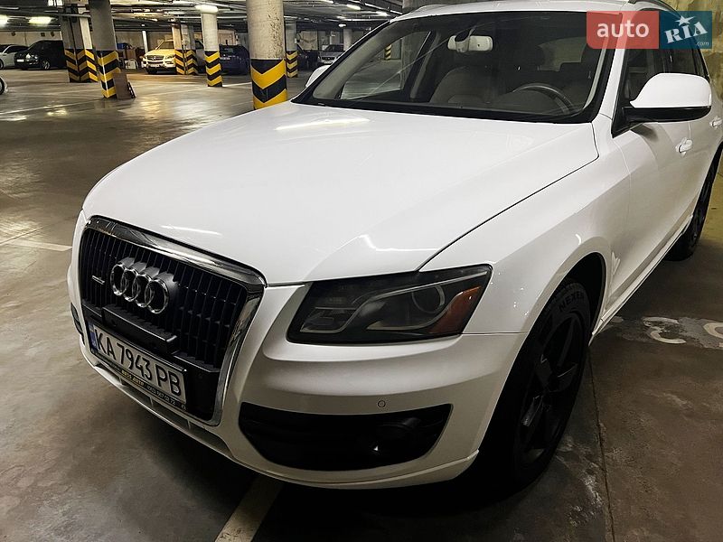 Внедорожник / Кроссовер Audi Q5 2012 в Киеве